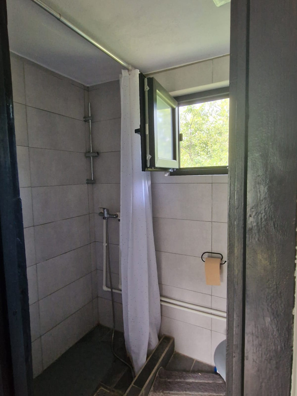 Casă de vânzare în Gorgota, aproape de Târgoviște - 31.000 € (preț nenegociabil)